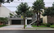 Casa em Condomínio, 4 Quartos, 4 Vagas, 2 Suites