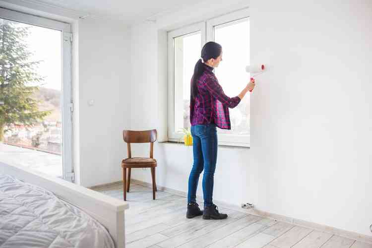  Você mesmo pode pintar sua casa interna ou externamente. / Foto: Freepik - 