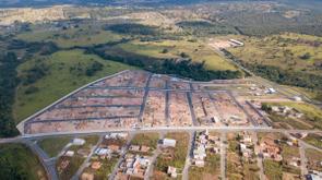 Lote em Condomínio em Jardim Serrano, Caldas Novas, GO valor de R$ 156.000,00 no Lugar Certo