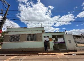 Casa, 3 Quartos, 1 Vaga para alugar em Centro, Nepomuceno, MG valor de R$ 3.000,00 no Lugar Certo
