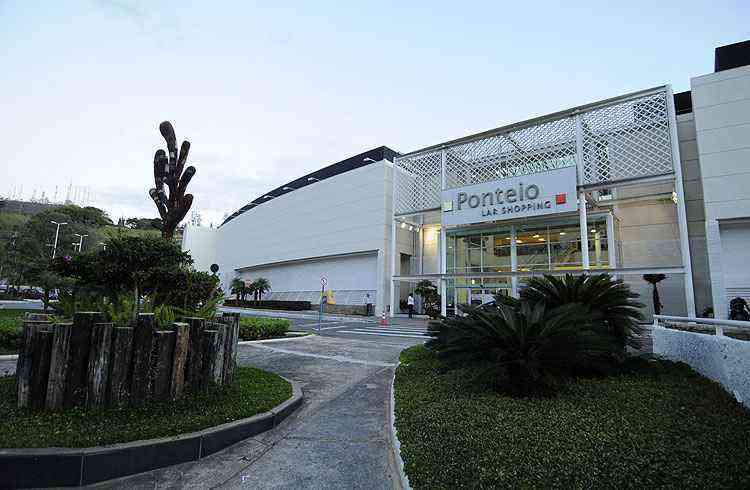 Centro de compras especializado em móveis e decoração está na região - Ramon Lisboa/EM/D.A Press