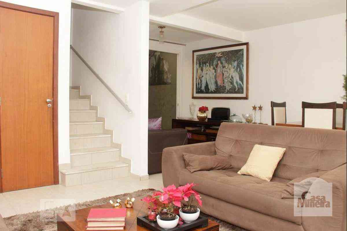 Casa com 4 quartos à venda no bairro Dona Clara, 180m²