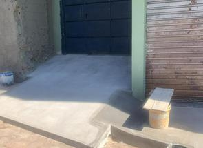 Casa para alugar em Centro, Nepomuceno, MG valor de R$ 900,00 no Lugar Certo