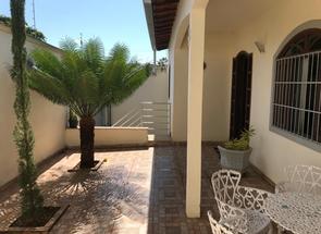 Casa, 4 Quartos, 2 Vagas em Vila Pinto, Varginha, MG valor de R$ 650.000,00 no Lugar Certo