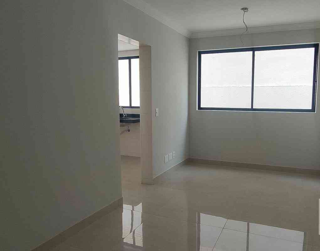 Apartamento com 2 quartos à venda no bairro Funcionários, 62m²